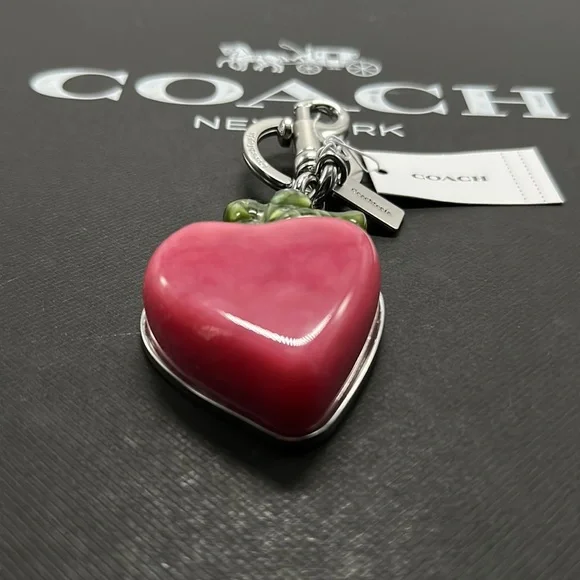 NWT Coachtopia Coach Strawberry Bag Charm Fruit 70% Recycled Resin FOB Keychain - Picture 11 of 15